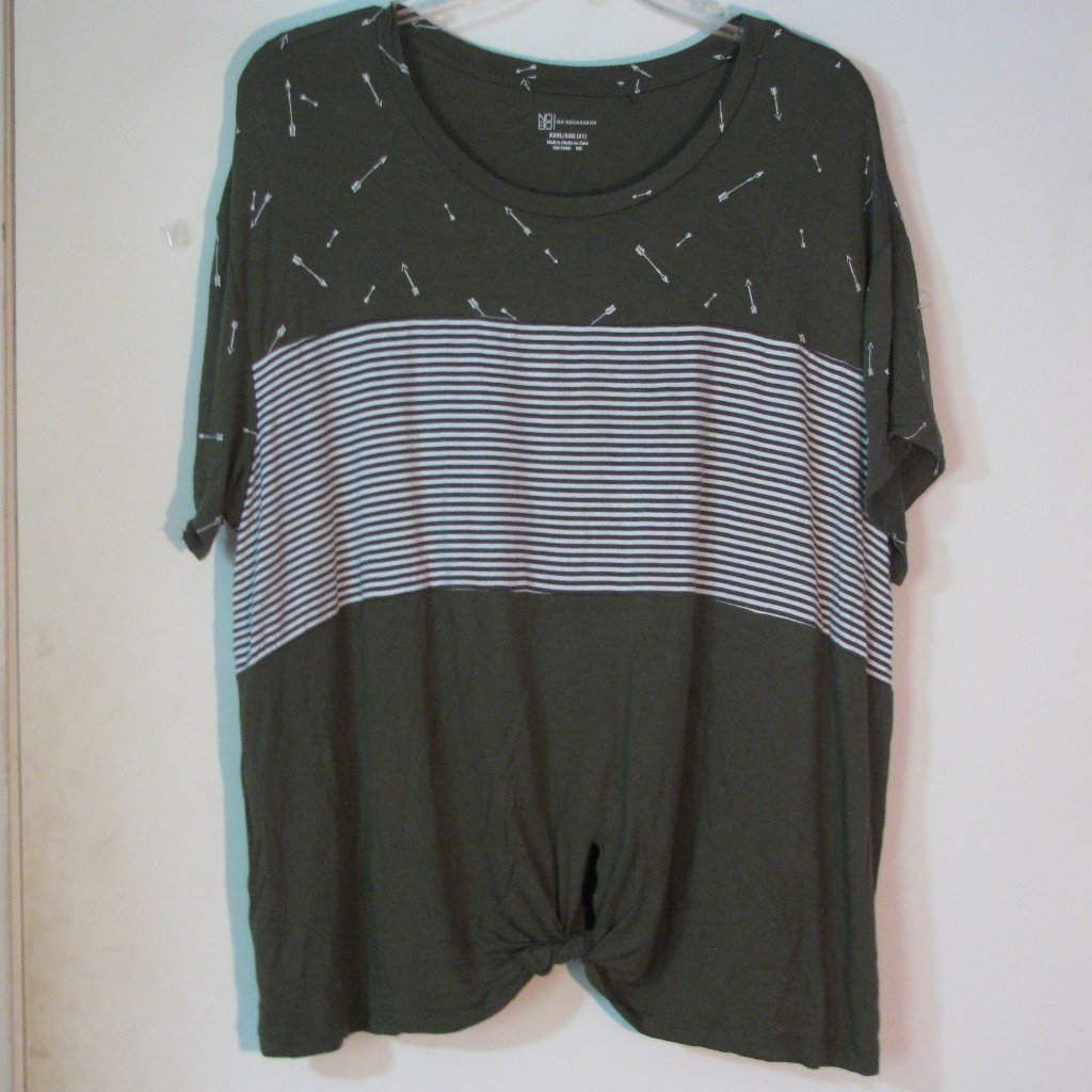 No Boundaries Green Blouse Xxxl 3xl Plus Size Green Stripe Arrows Summer Theme
